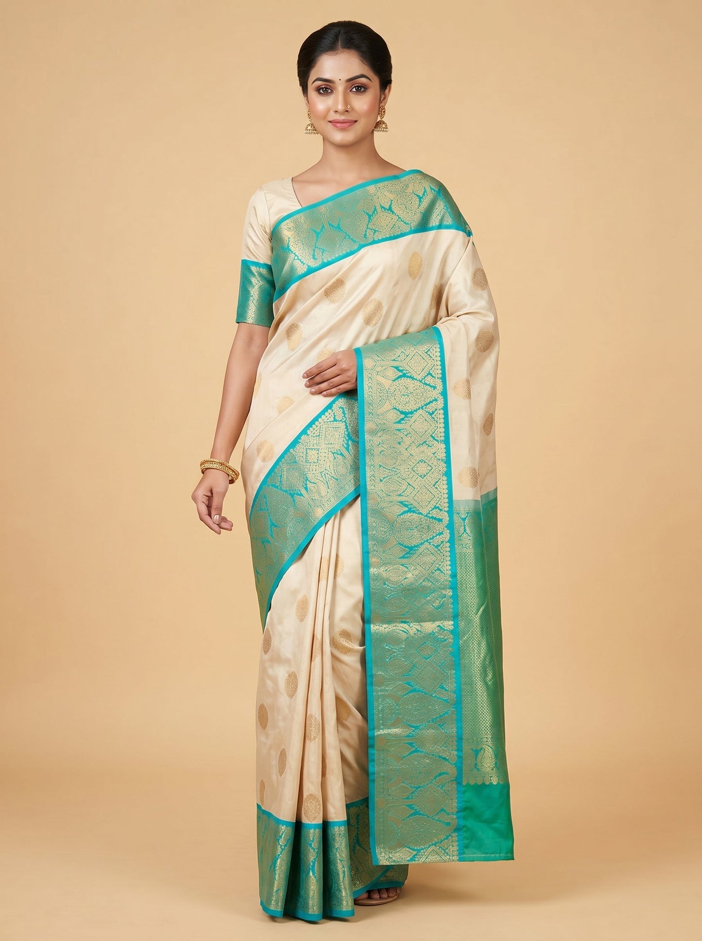 Ivory Silk Glow Saree