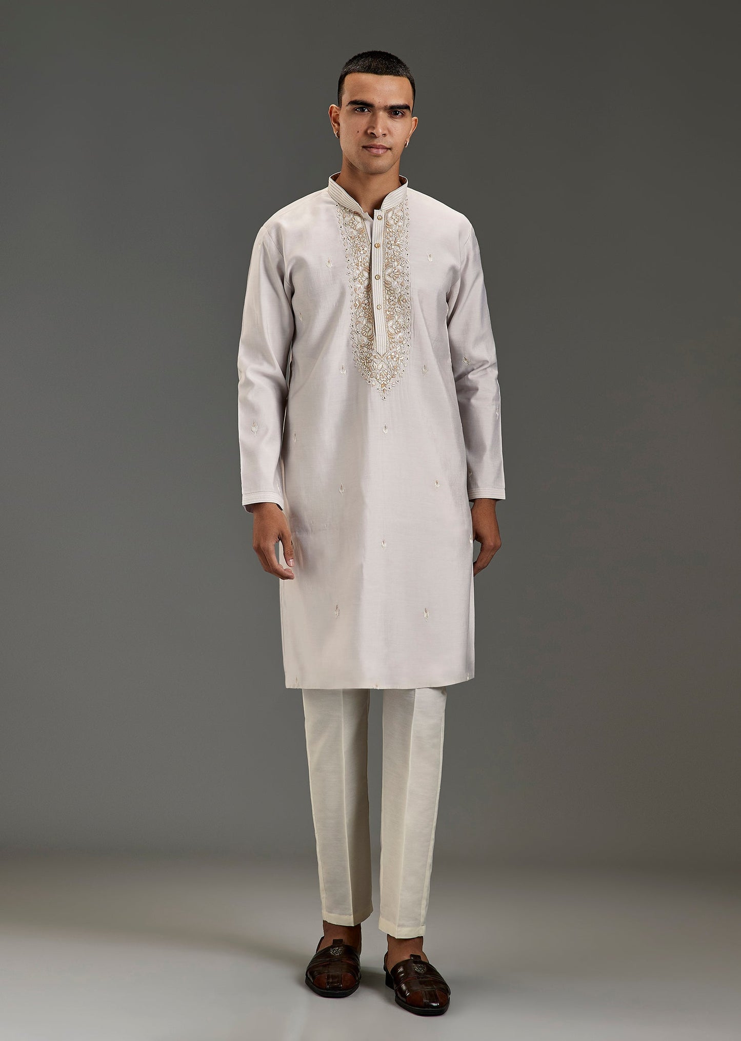 Ivory Silk Kurta Set With Zardosi Butti Embroidered Yoke