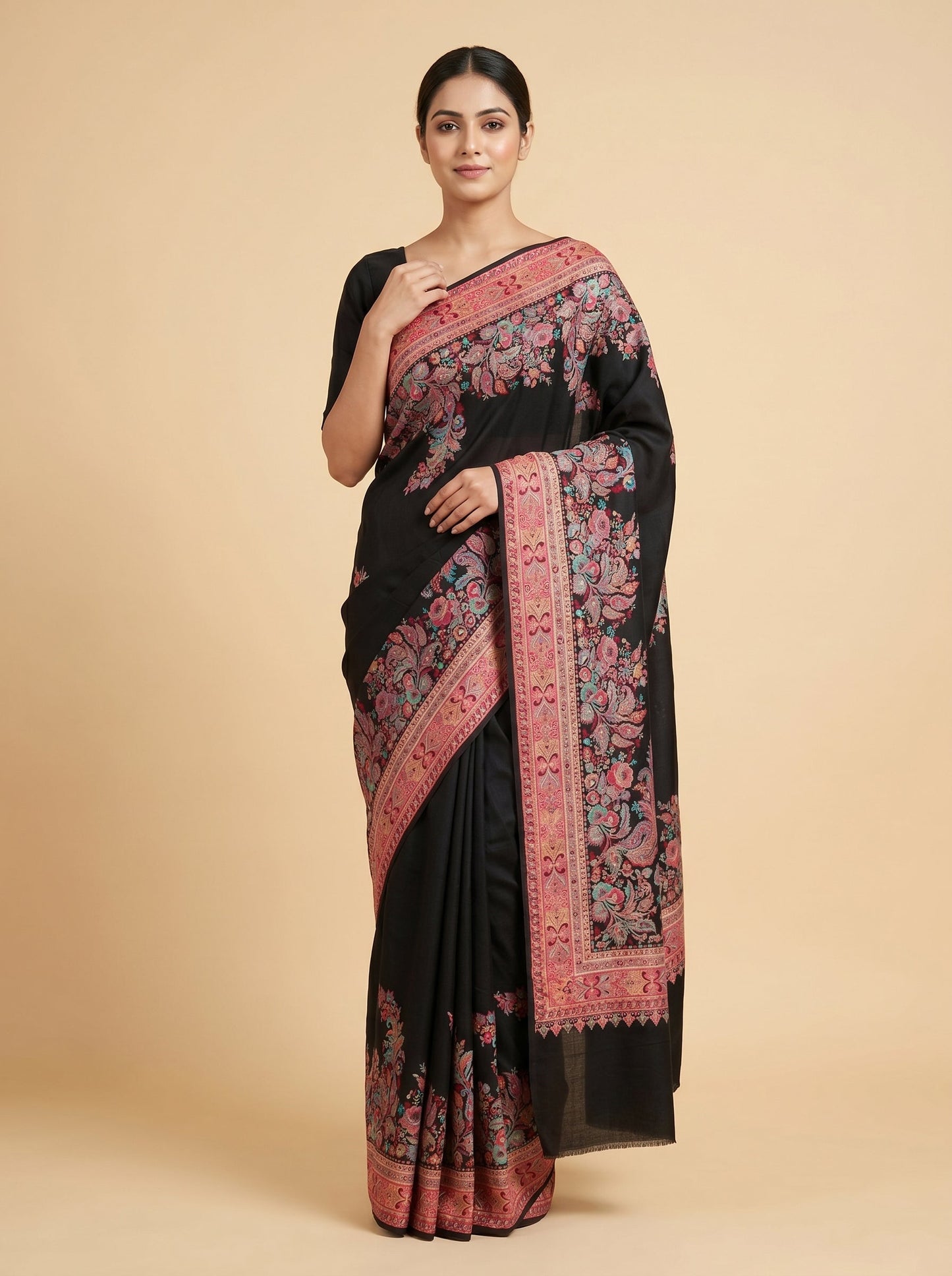 Jet Noir Elegance Saree