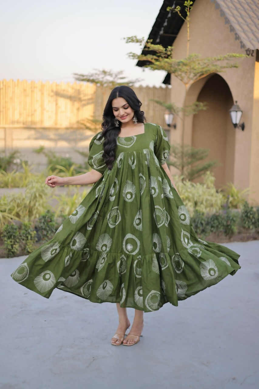 Teeya Creation Womens New Trendy Summer War Printed Cotton Gown Set-Green