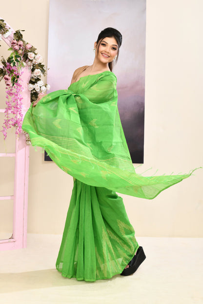 Piyari Fashion Women's Green Embellished Cotton Blend Jamdani Saree