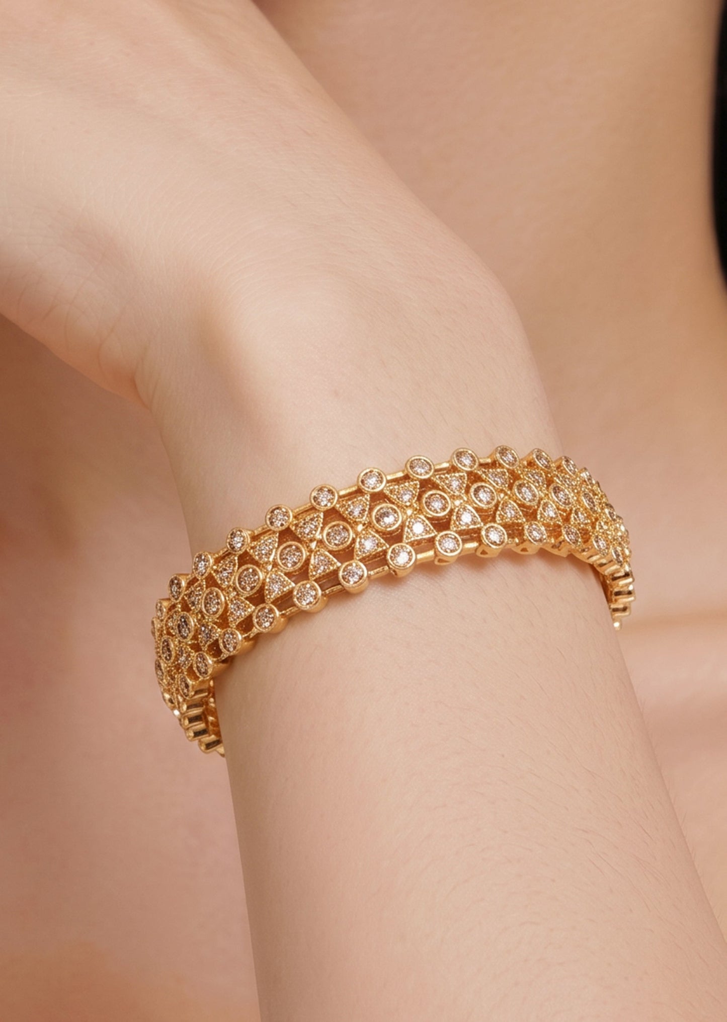 Kundan Openwork Bangle Set