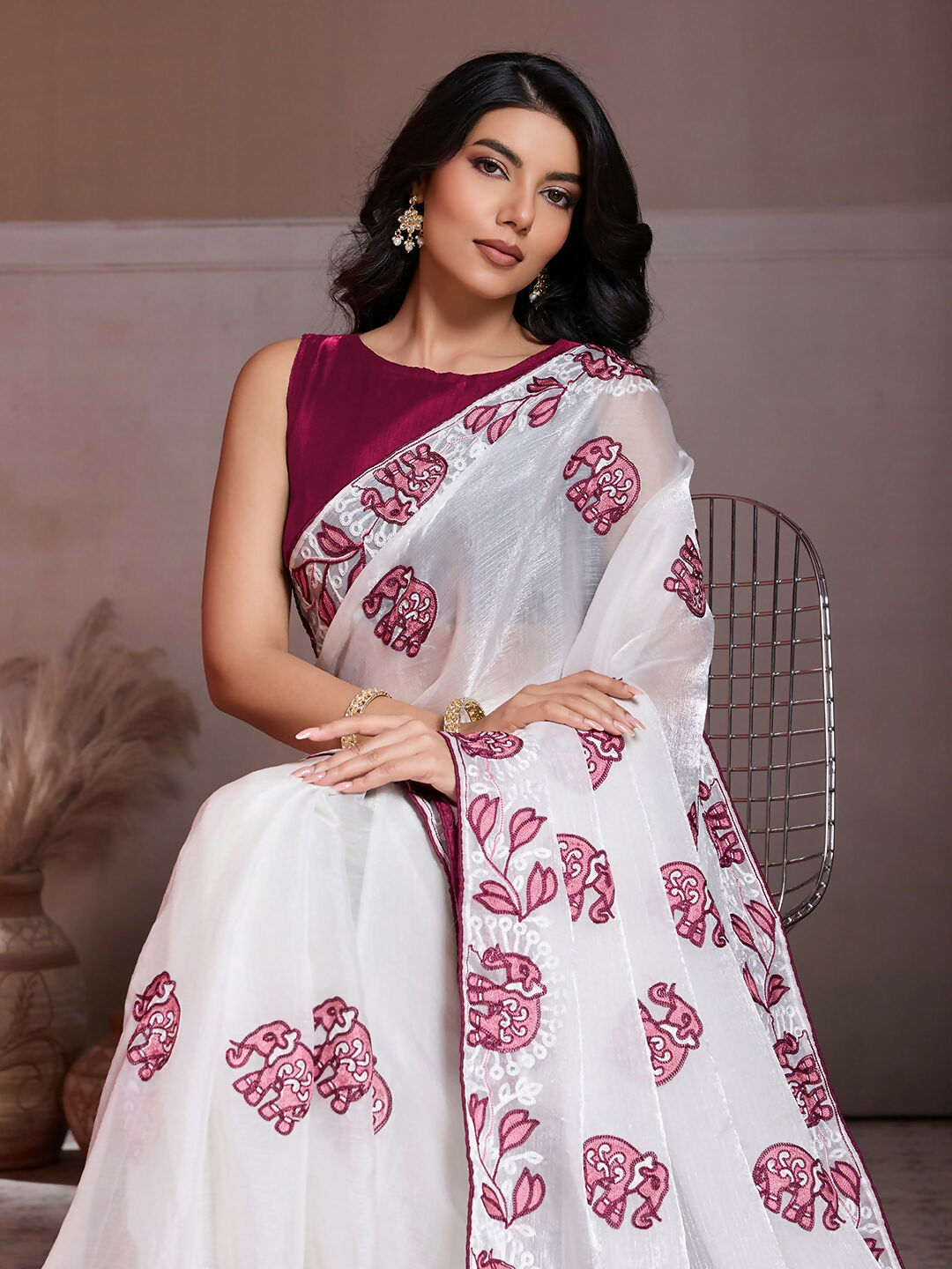 Teeya Creation Womens New Fancy Trending Party Wear Fendy Chiffon Saree-White