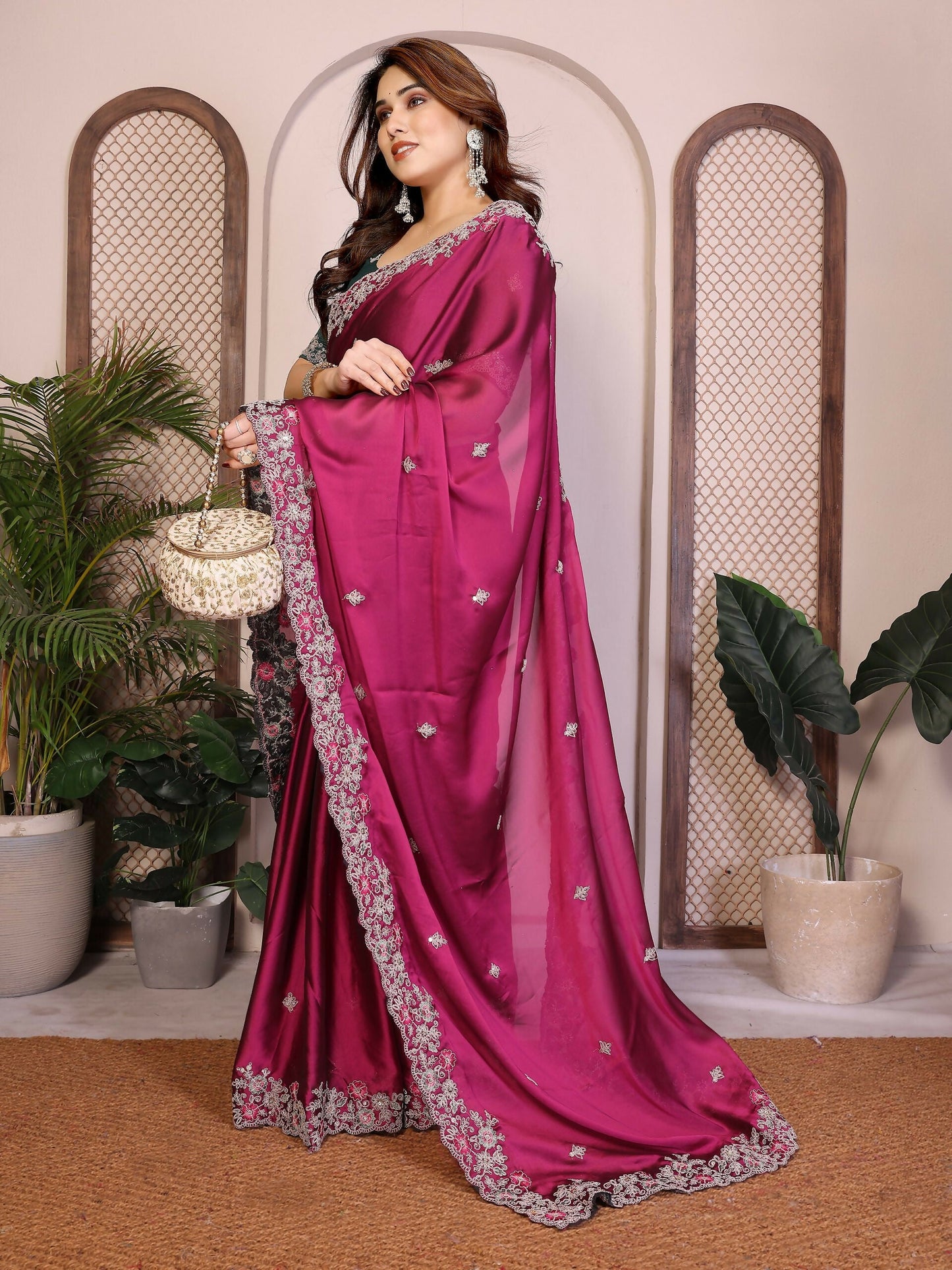 Teeya Creation New Trendy Stylish Party Wear Silk Saree-Pink