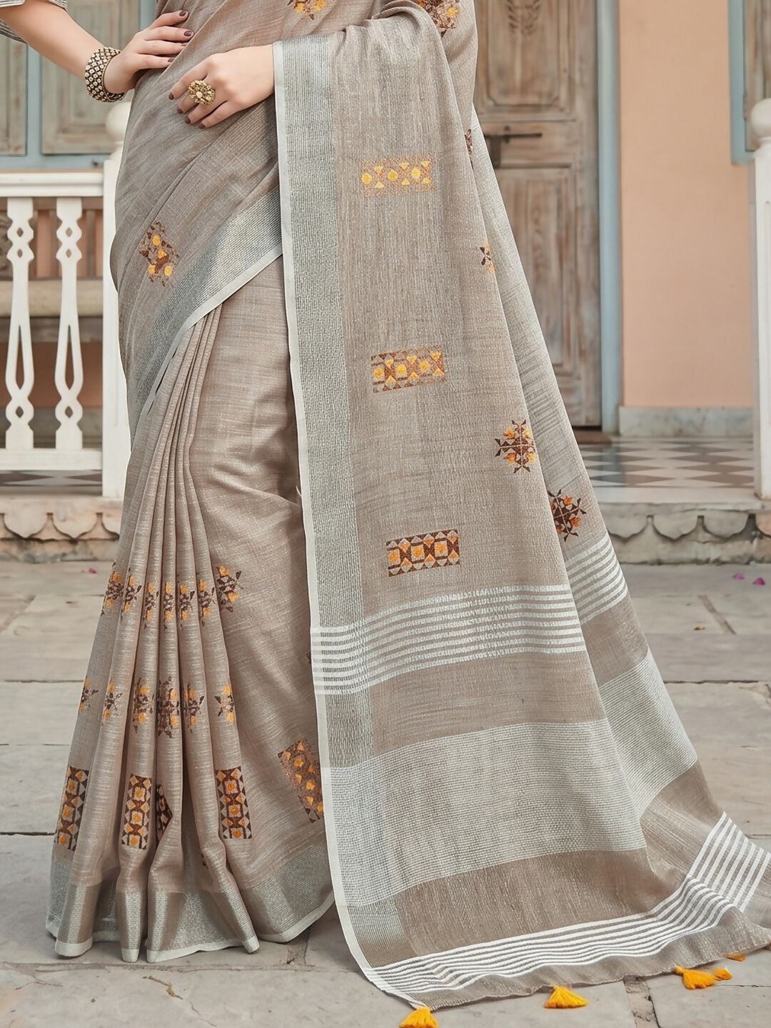 Shree Shyam Fashion Light Beige Linen Saree