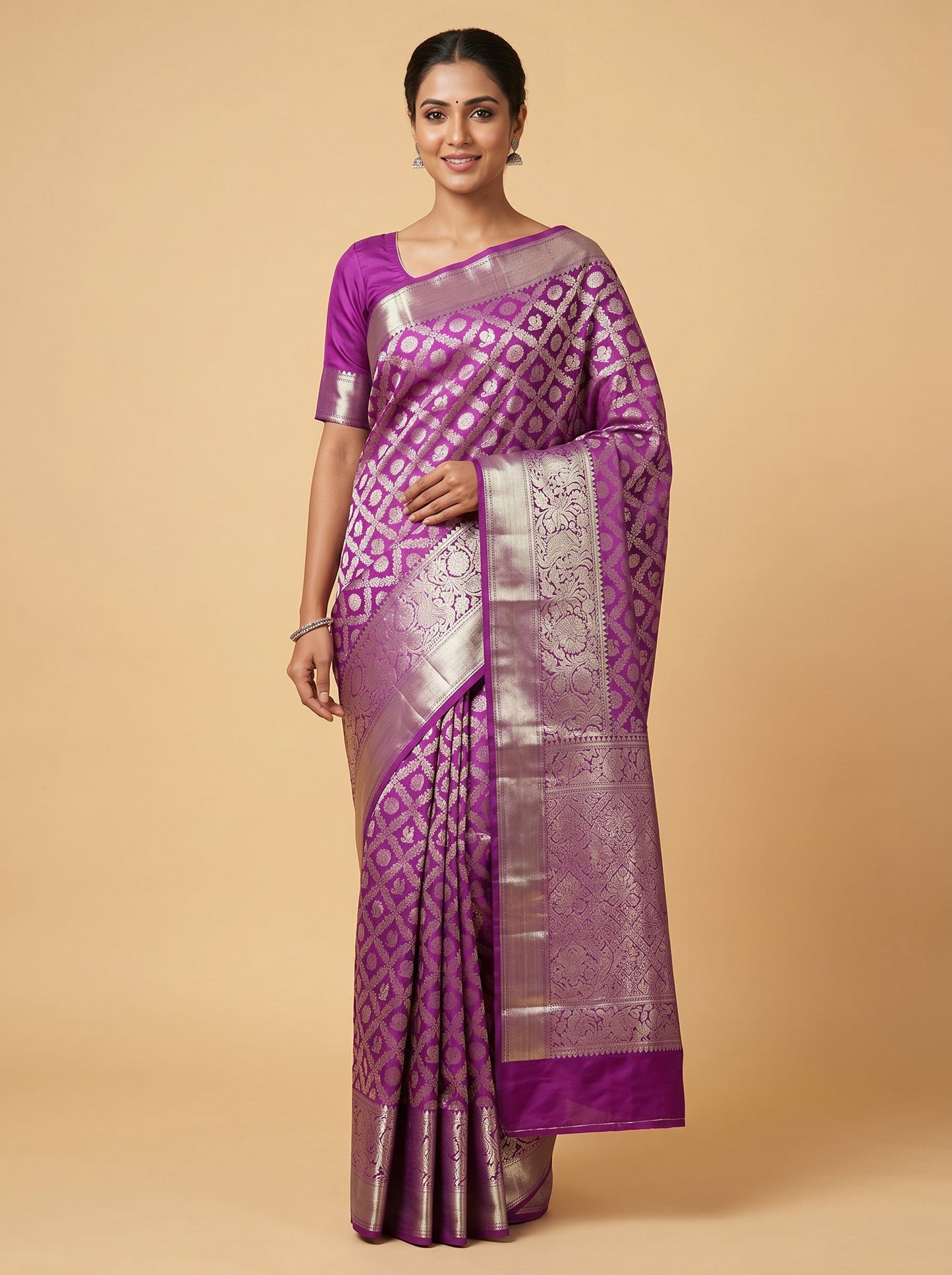 Magenta Rani Vibrant Drape Handloom Saree