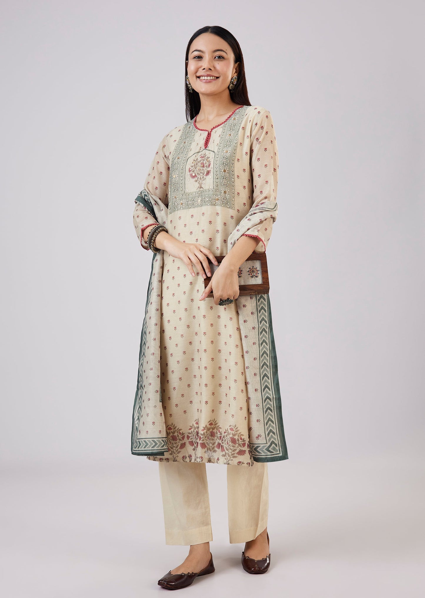 Maroon Chanderi Kurta Set with Zari And Mirror Work