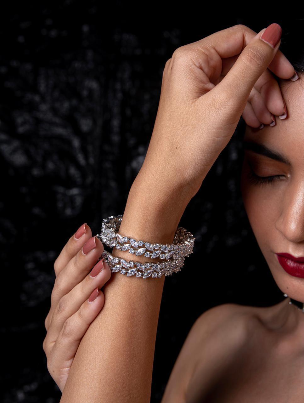 Marquise & Round Bangle Set