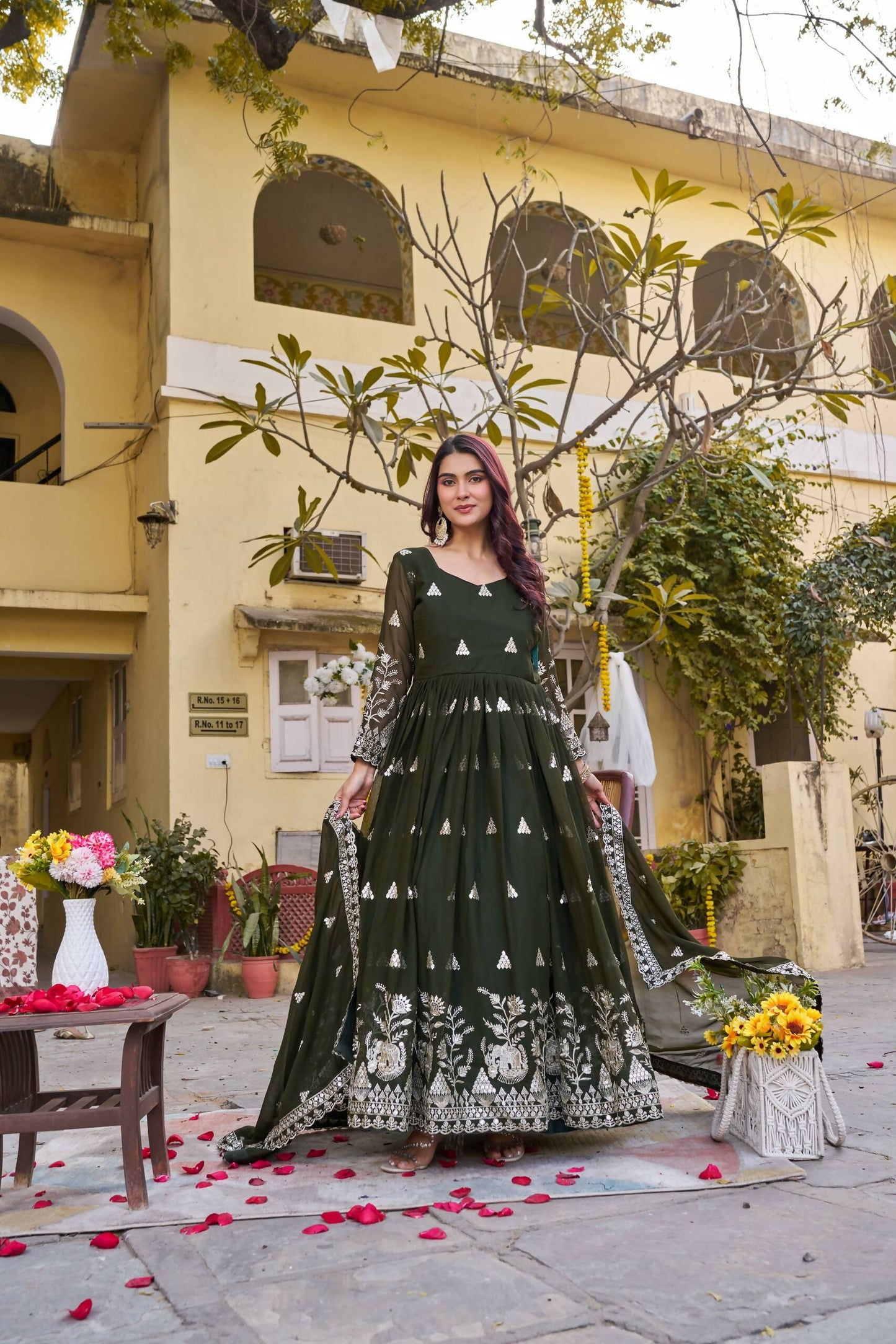 Teeya Creation Womens Casual Party Wear Heavy 7mm Sequence Embroidery Work Mehendi Gown Set