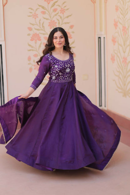Teeya Creation Womens New Simple Gold Crush With Beads Embroidery-Work Gown Set