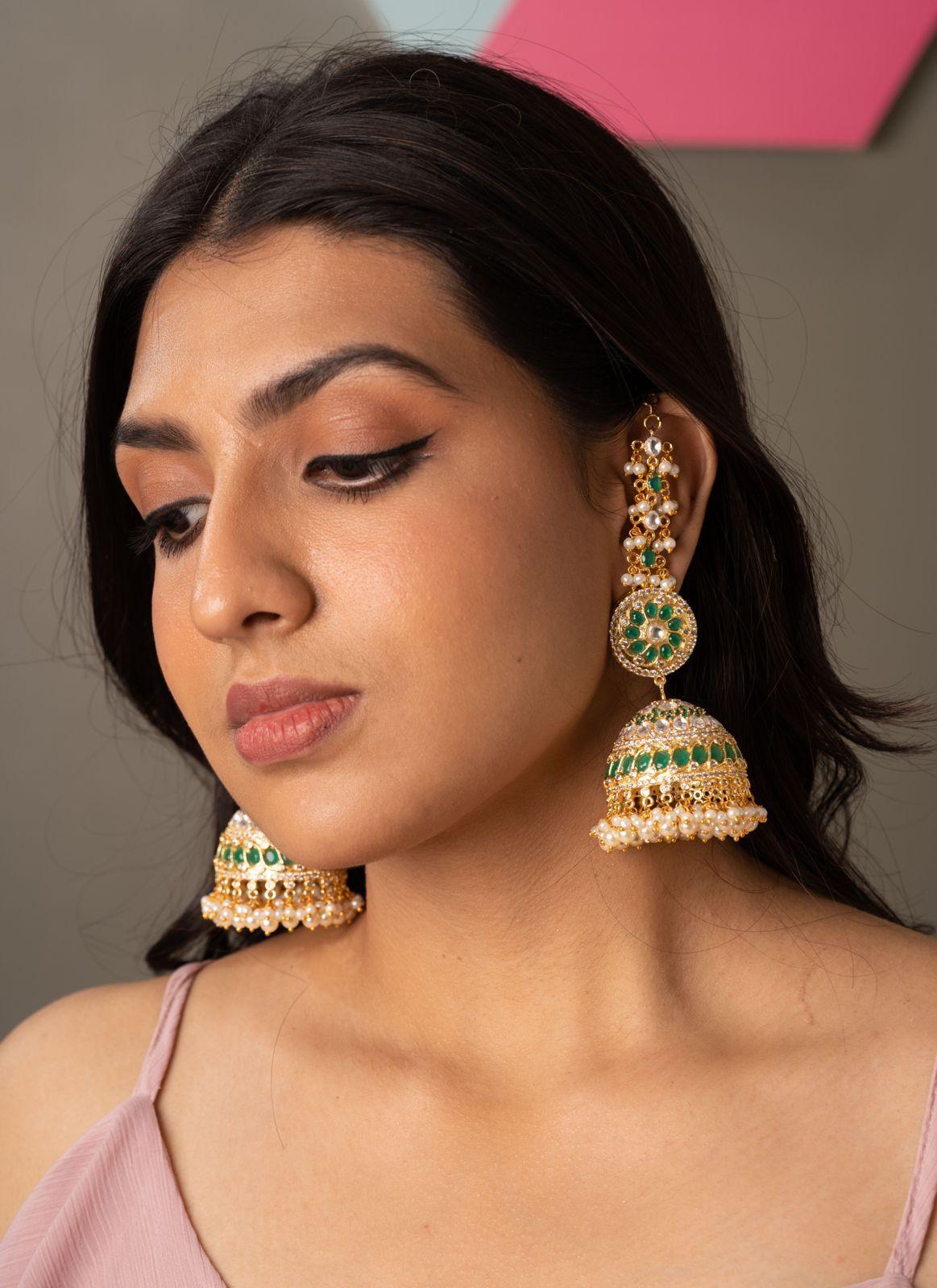 Oversized Jhumka With Kannauti