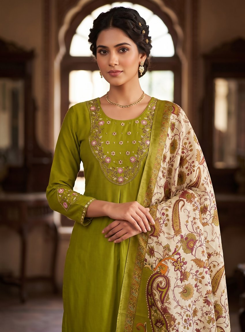 Teeya Creation Women Olive Green Embroidered Kurta Pant Set With Dupatta