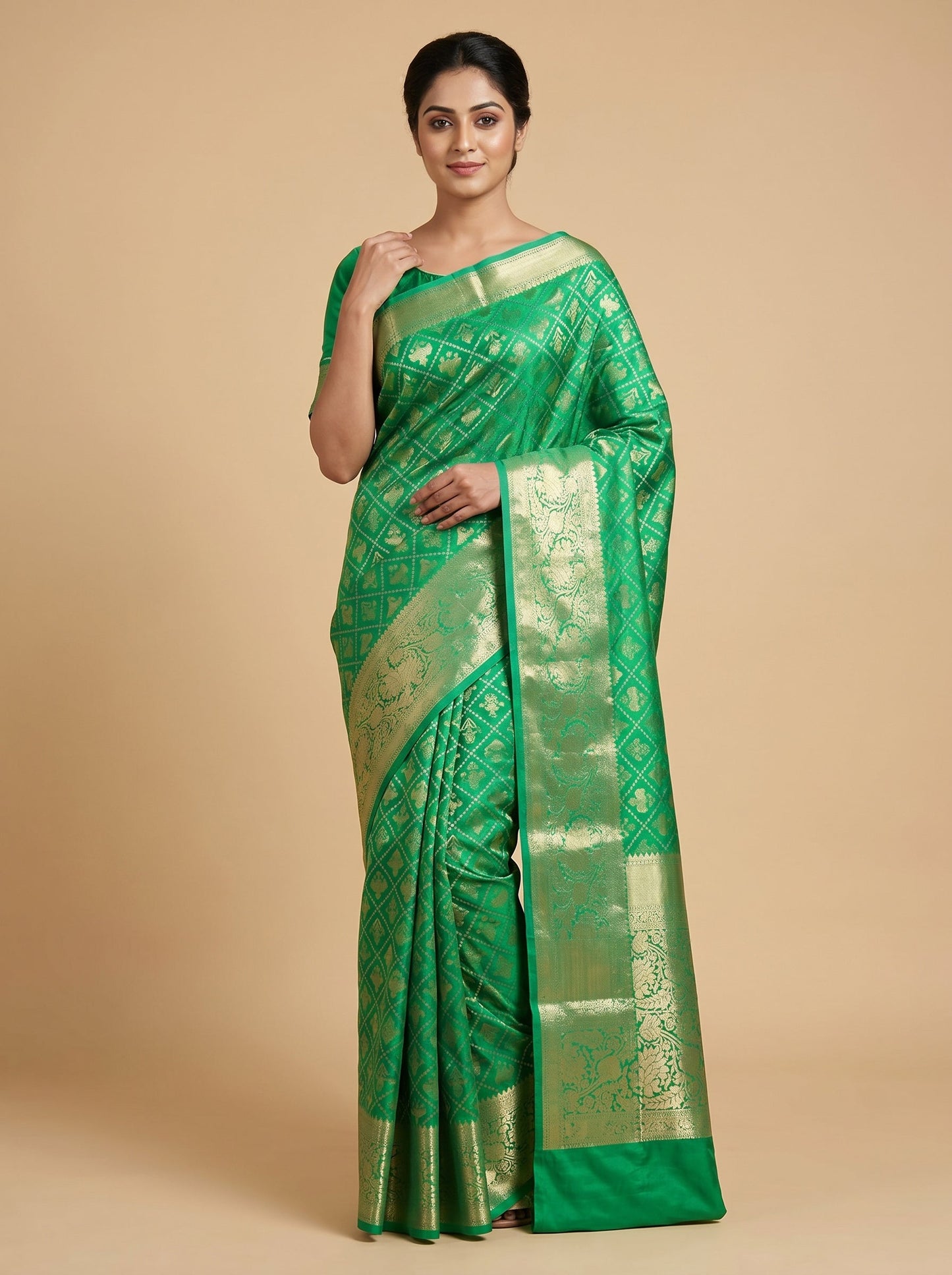 Parrot Green Vibrant Loom Handloom Saree