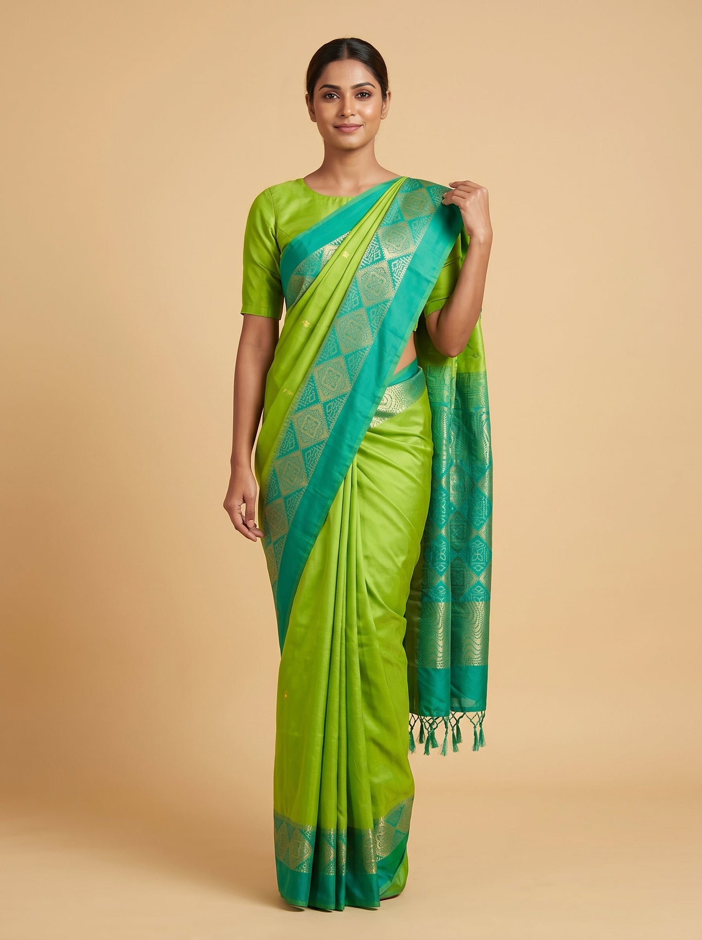 Parrot Green Handloom Saree with Vibrant Loom Finish