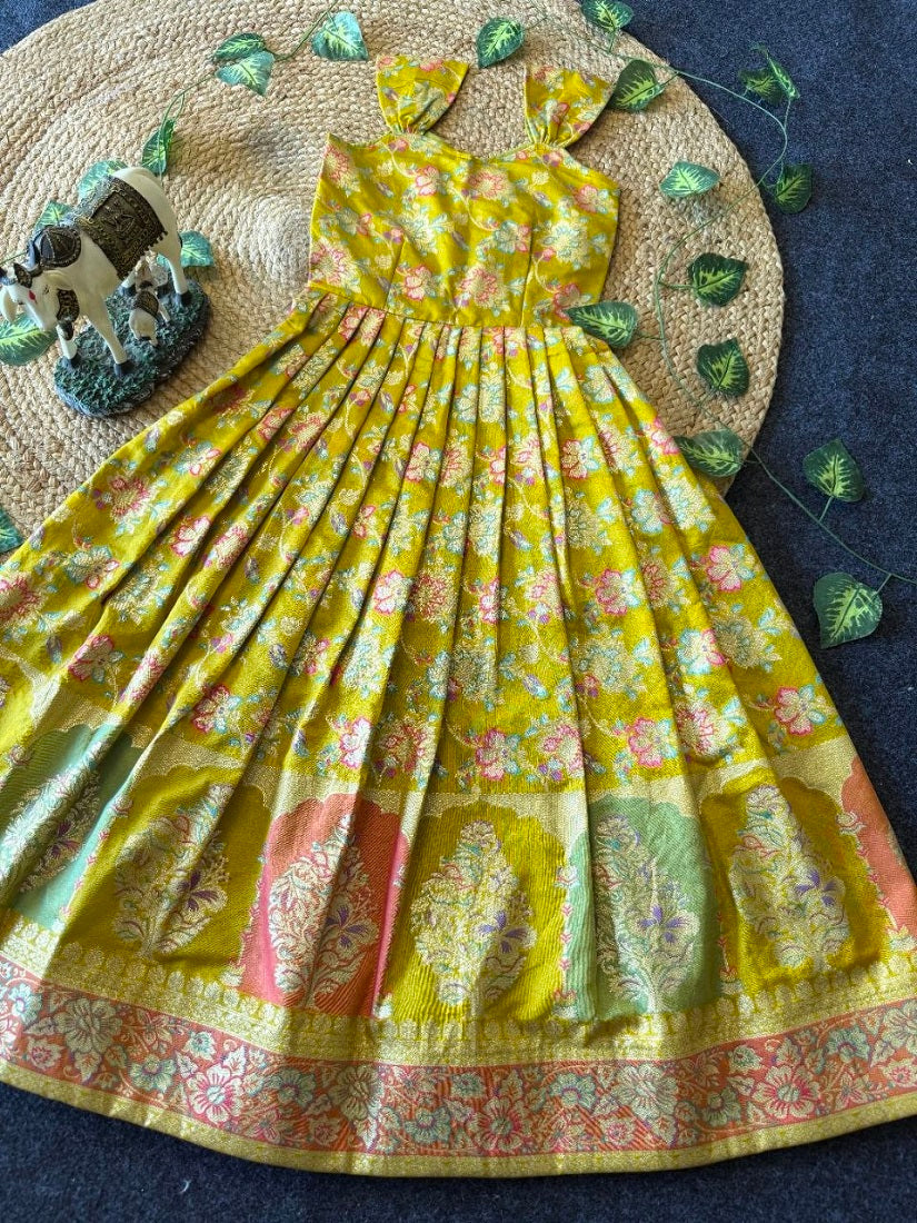 Evanik Festive Wear Green Dola Silk zari and thread weaving Gown With Pink Koti