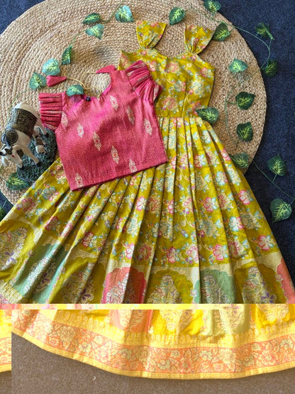 Evanik Festive Wear Green Dola Silk zari and thread weaving Gown With Pink Koti