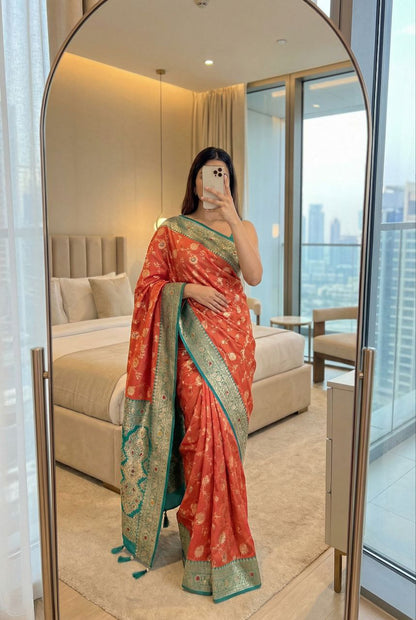 Mameraa Sarees Pink Soft Silk Blend Saree With Zari Weaving Meenakari Design-Pink