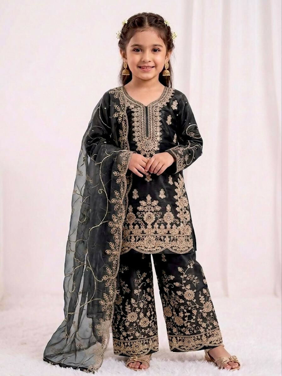 Teeya Creation Girls Heavy Embroidery Black Ethnic Kurta And Palazzo Set With Net Dupatta