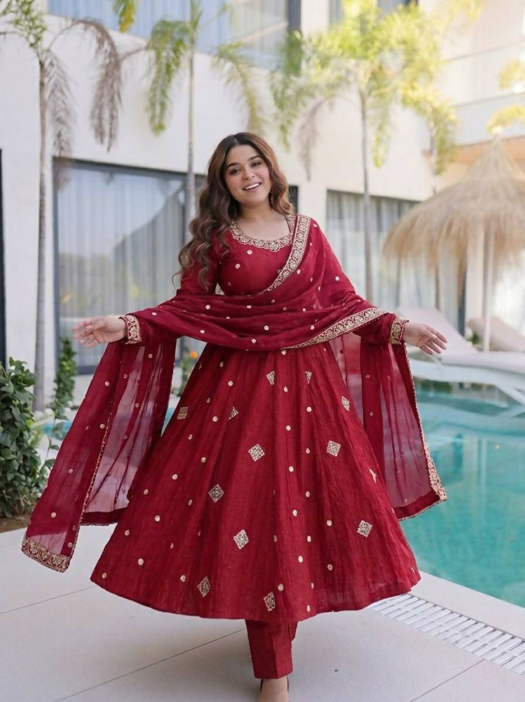 Teeya Creation New Trendy Elegant Red Embroidered Anarkali Suit with Dupatta