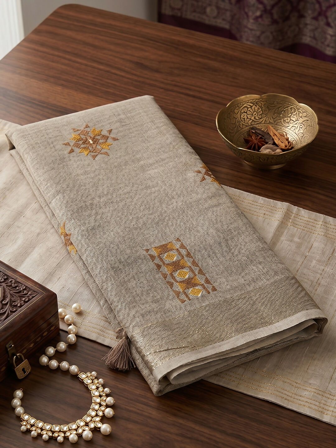 Shree Shyam Fashion Light Beige Linen Saree