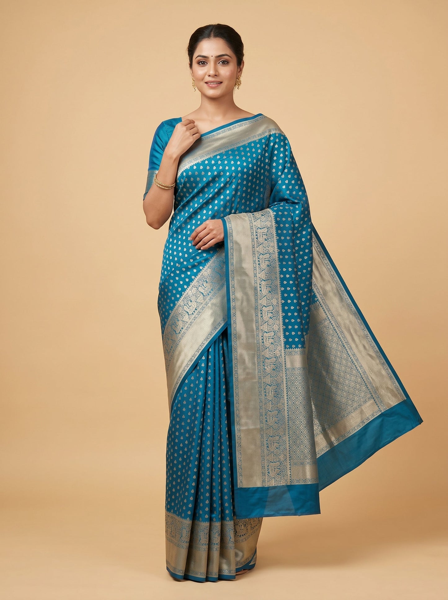 Royal Blue Plush Sheen Handloom Saree