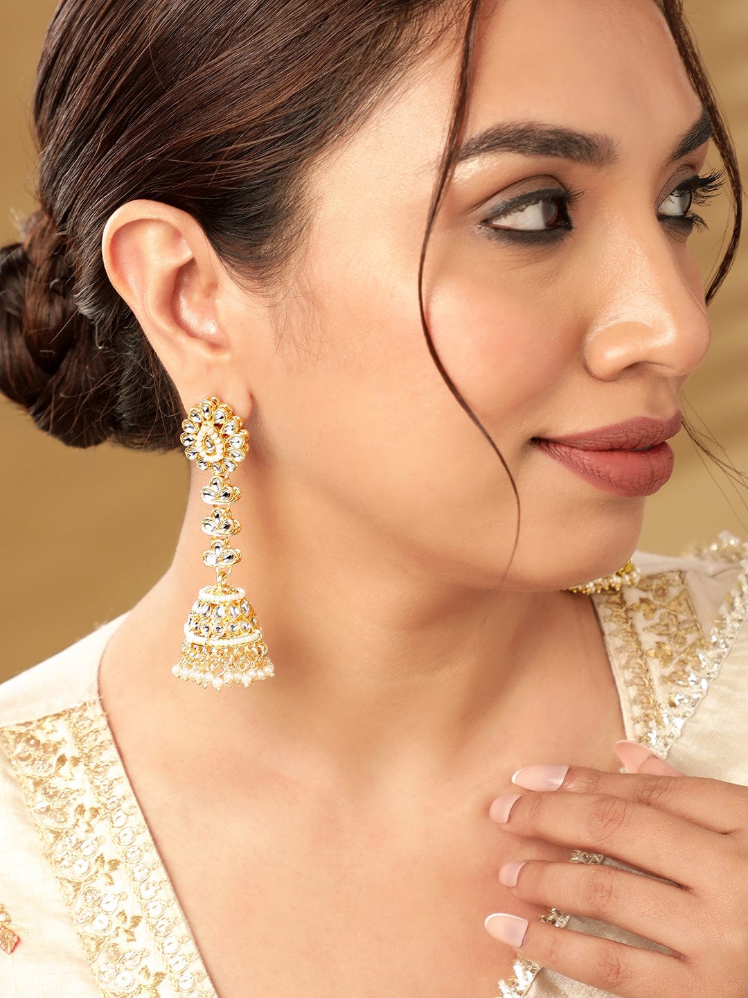 Creamy Hues Kundan Jhumka
