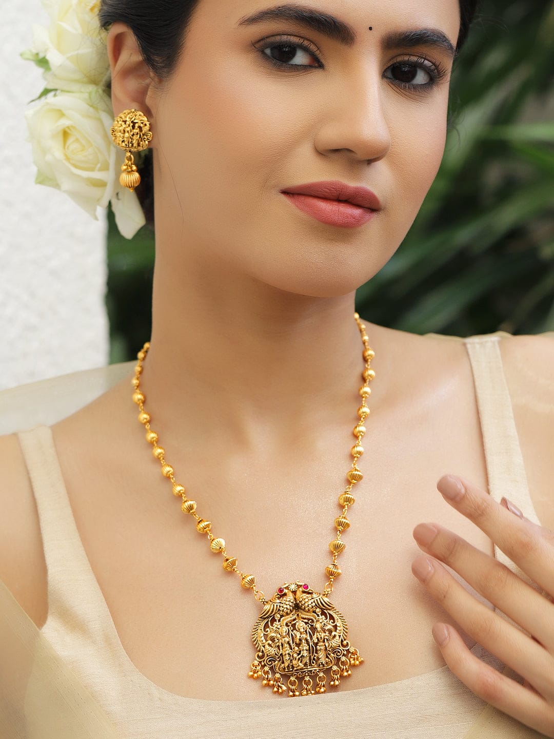 Gold Beaded Temple Necklace Set