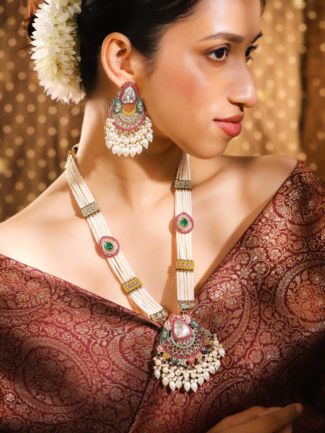 Colours in Harmony Kundan Necklace Set