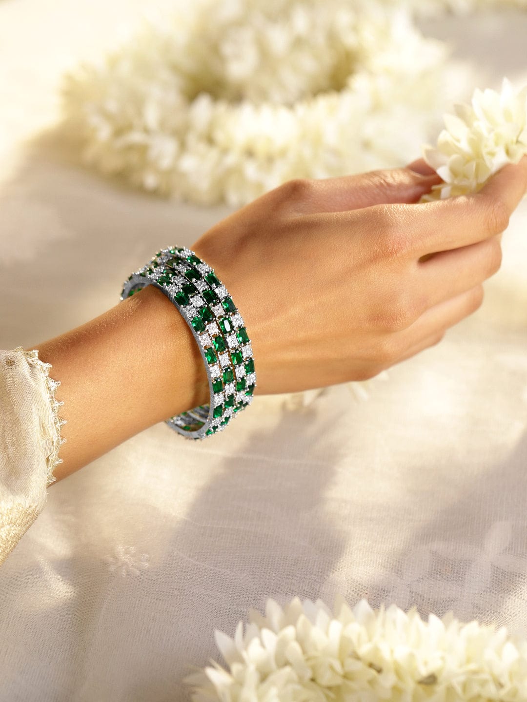 Rubans Set Of 4 Rhodium-Plated CZ Studded Bangles