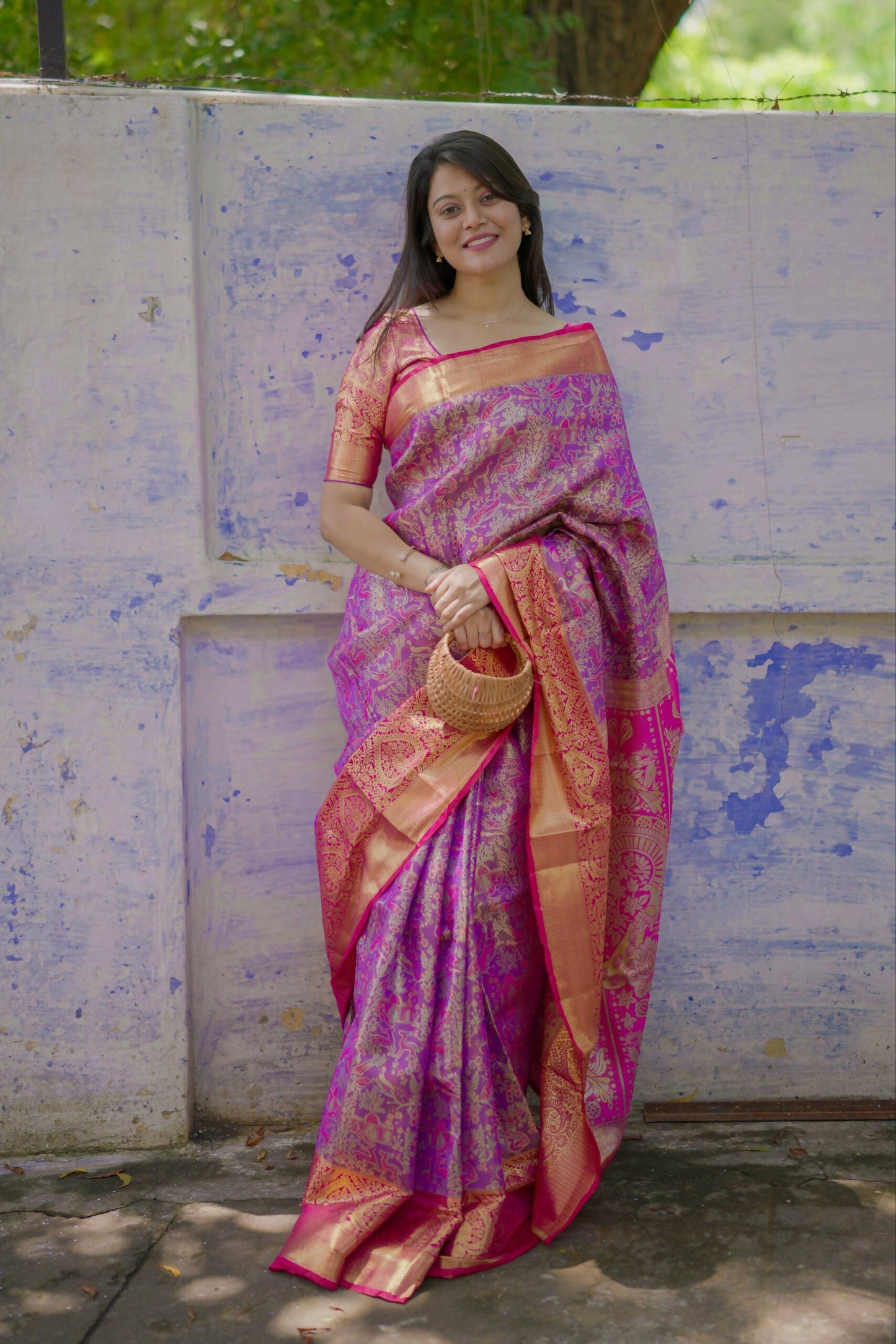 Prime Volt Royal Bridal Kanjivaram Silk Saree with Zari Weaving & Contrast Pink Pallu-Purple