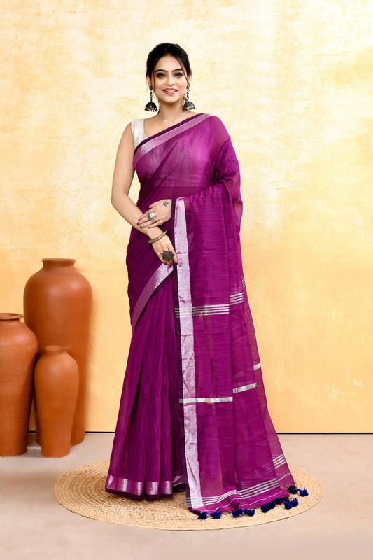 Piyari Fashion Women's Magenta Embellished Cotton Blend Zari Border Handloom Saree