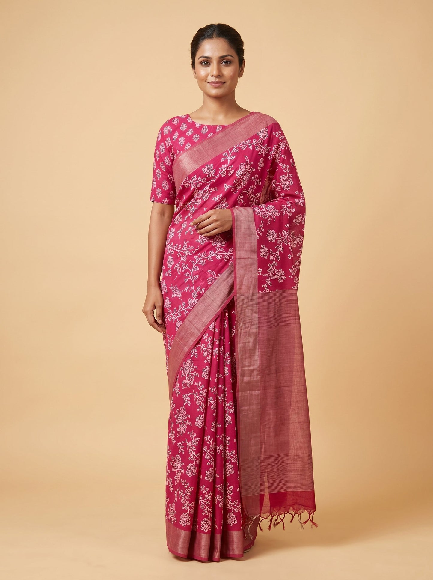 Scarlet Ombre Red Handloom Saree