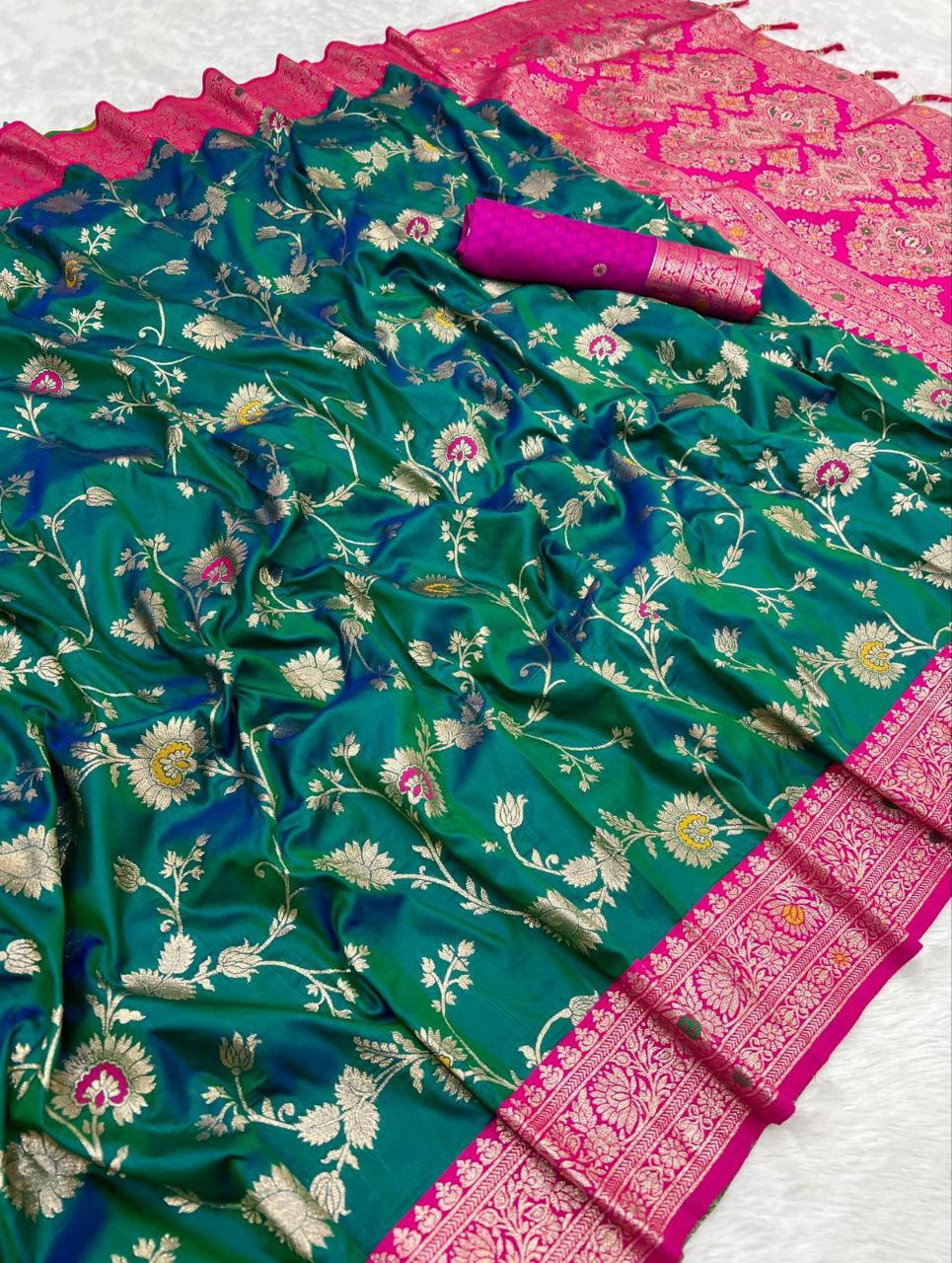 Mameraa Sarees Sea Green Soft Silk Blend Saree With Zari Weaving Meenakari Design-Sea_Green