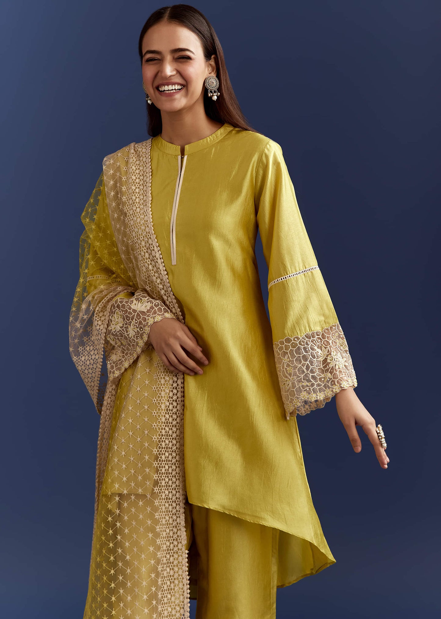Green Thread And Sequins Work Kurta Set With Net Dupatta In Fuji Silk