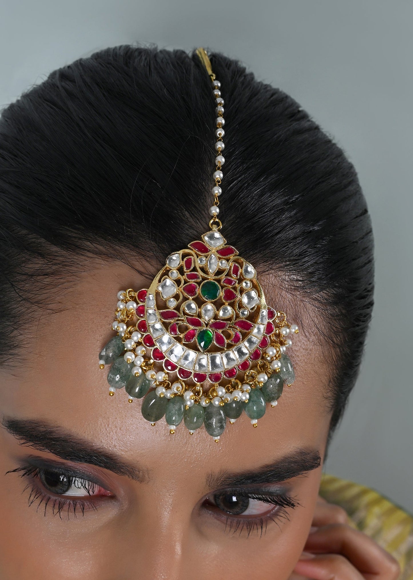 Statement Multicolour Kundan Maang Tikka