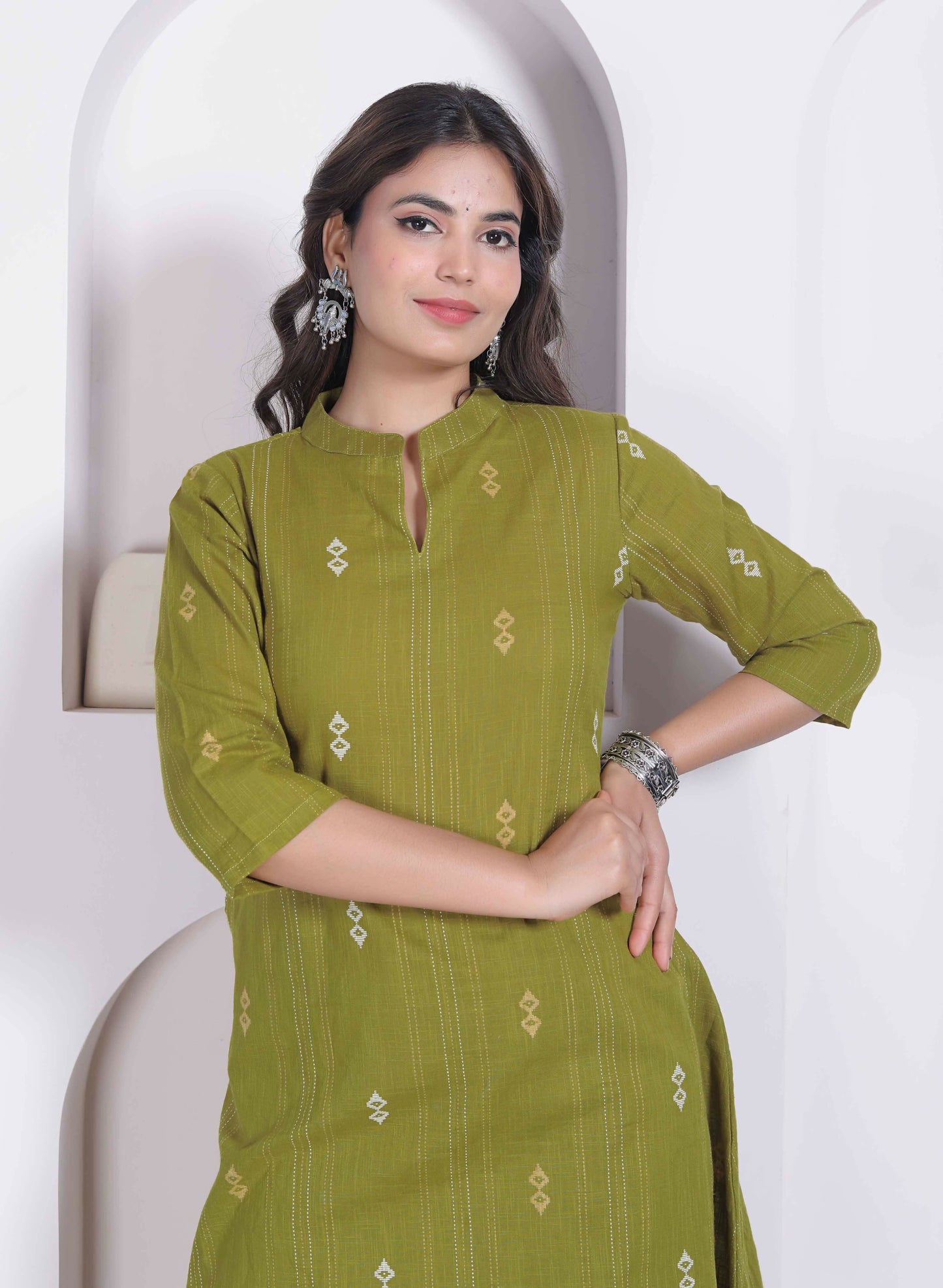 Miravan Womens Green Printed Cotton Straight Kurta With Palazzo