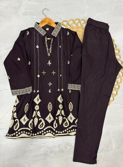 Teeya Creation Women Wine Printed Cotton Kurti With Trousers Co-Ord Set