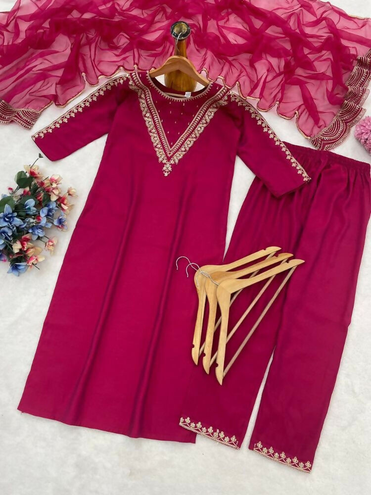 Teeya Creation New Womens Rani Pink Straight Cut Kurta Set with Scalloped Embroidered Organza Dupatta Set