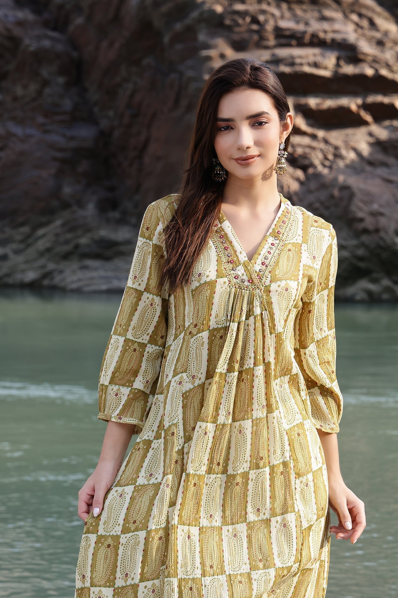 W for Woman Green Paisley Printed Cotton Crepe Gathered Kurta with Mirror Embroidery