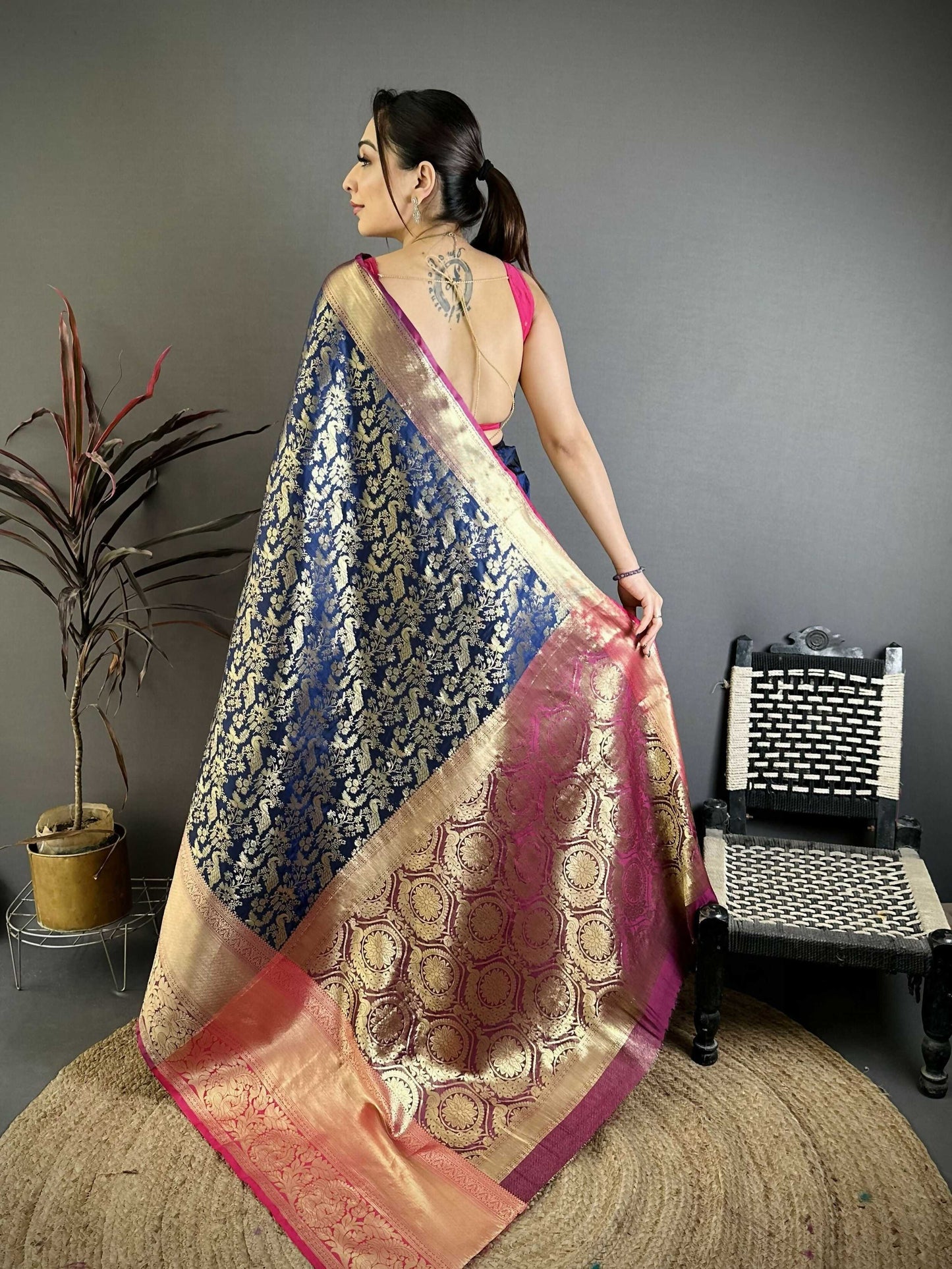 Prime Volt Pure Handloom Kanjivaram Katan Silk Saree with Antique Zari & Contrast Pallu-Deep Vibrant Blue
