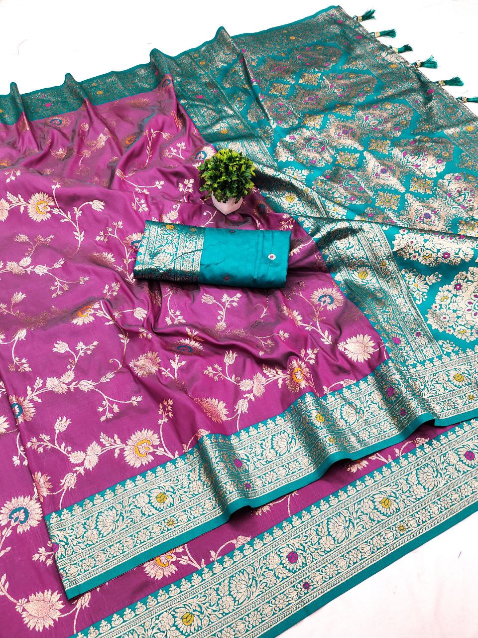 Mameraa Sarees Wine Soft Silk Blend Saree With Zari Weaving Meenakari Design-Wine