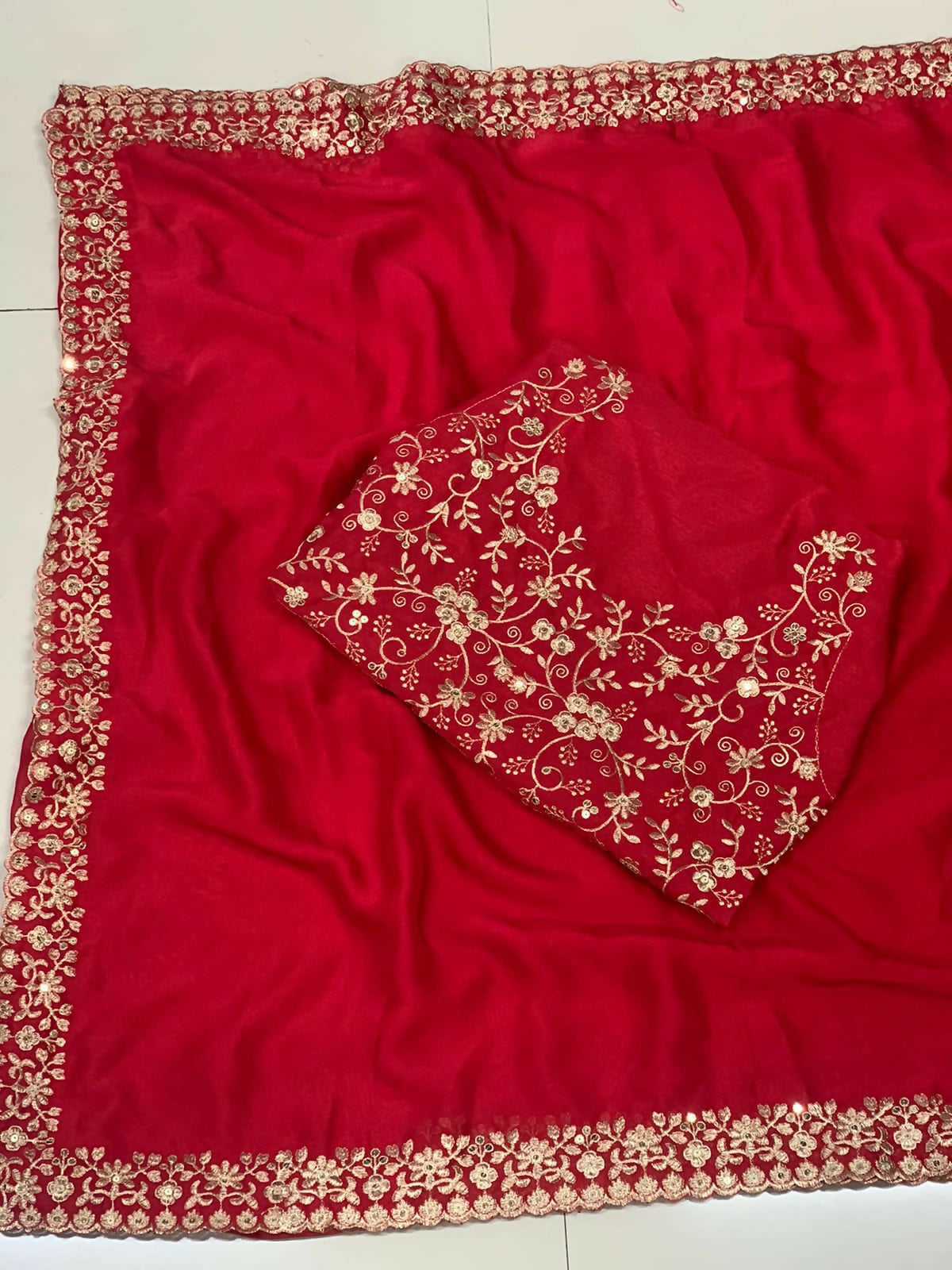 Teeya Creation New Trendy Stylish Party Wear Silk Saree-Red