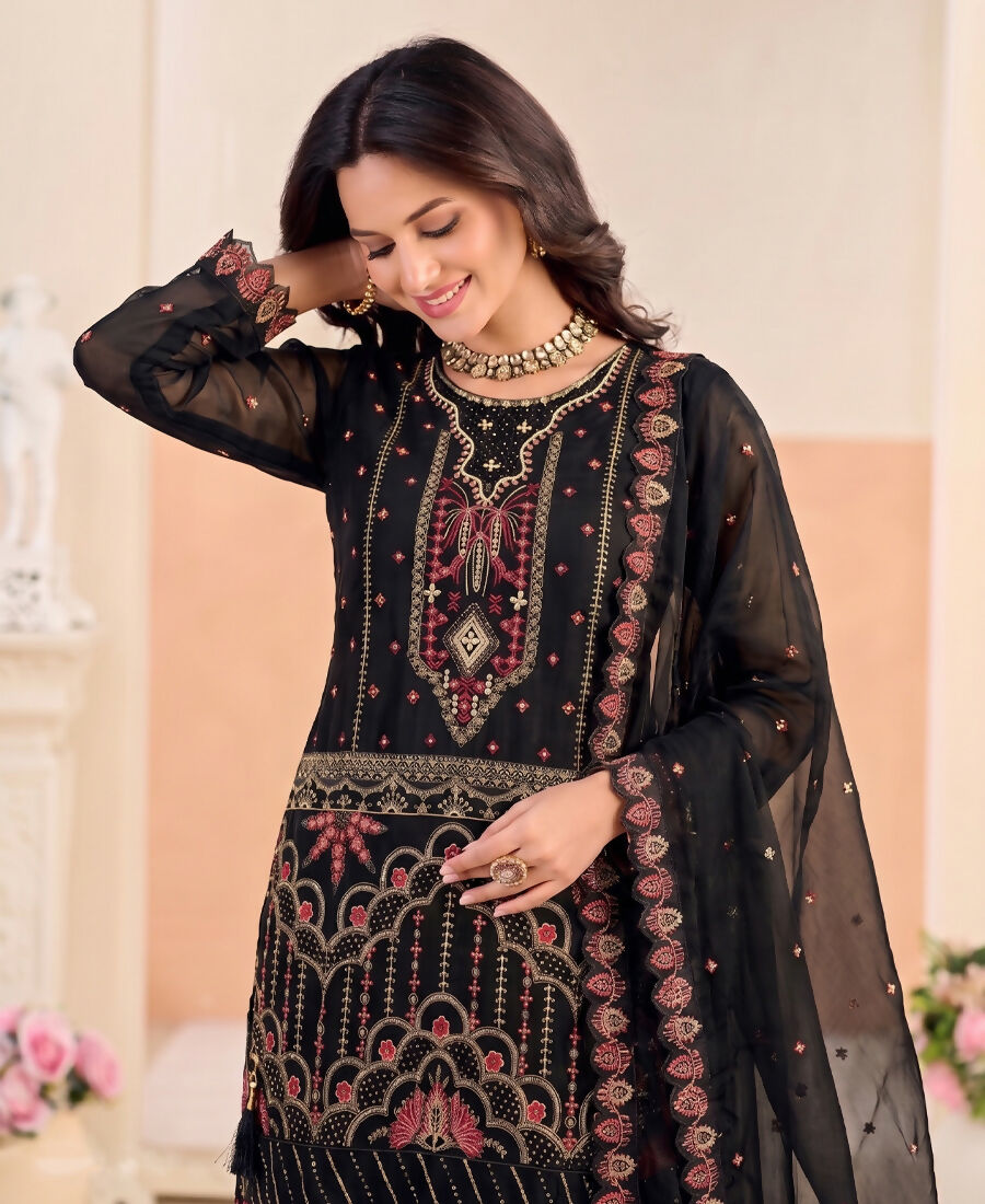 KC Black Pakistani Crunchy Silk Heavy Salwar Kameez For Women